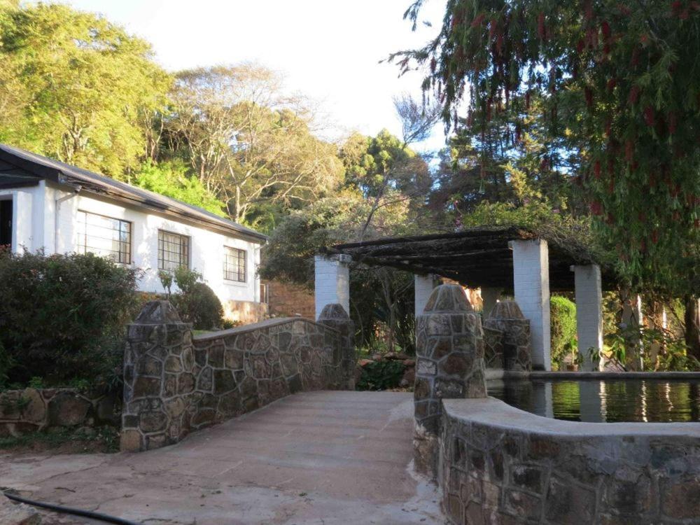 Rhodes Nyanga Hotel Juliasdale Εξωτερικό φωτογραφία