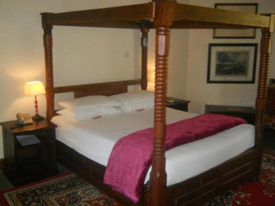 Rhodes Nyanga Hotel Juliasdale Εξωτερικό φωτογραφία